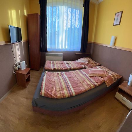 Aranyeso Apartman Hajdúszoboszló Exteriör bild