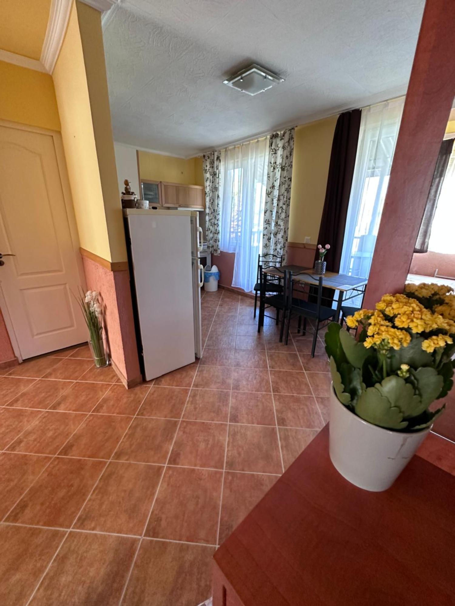 Aranyeso Apartman Hajdúszoboszló Exteriör bild